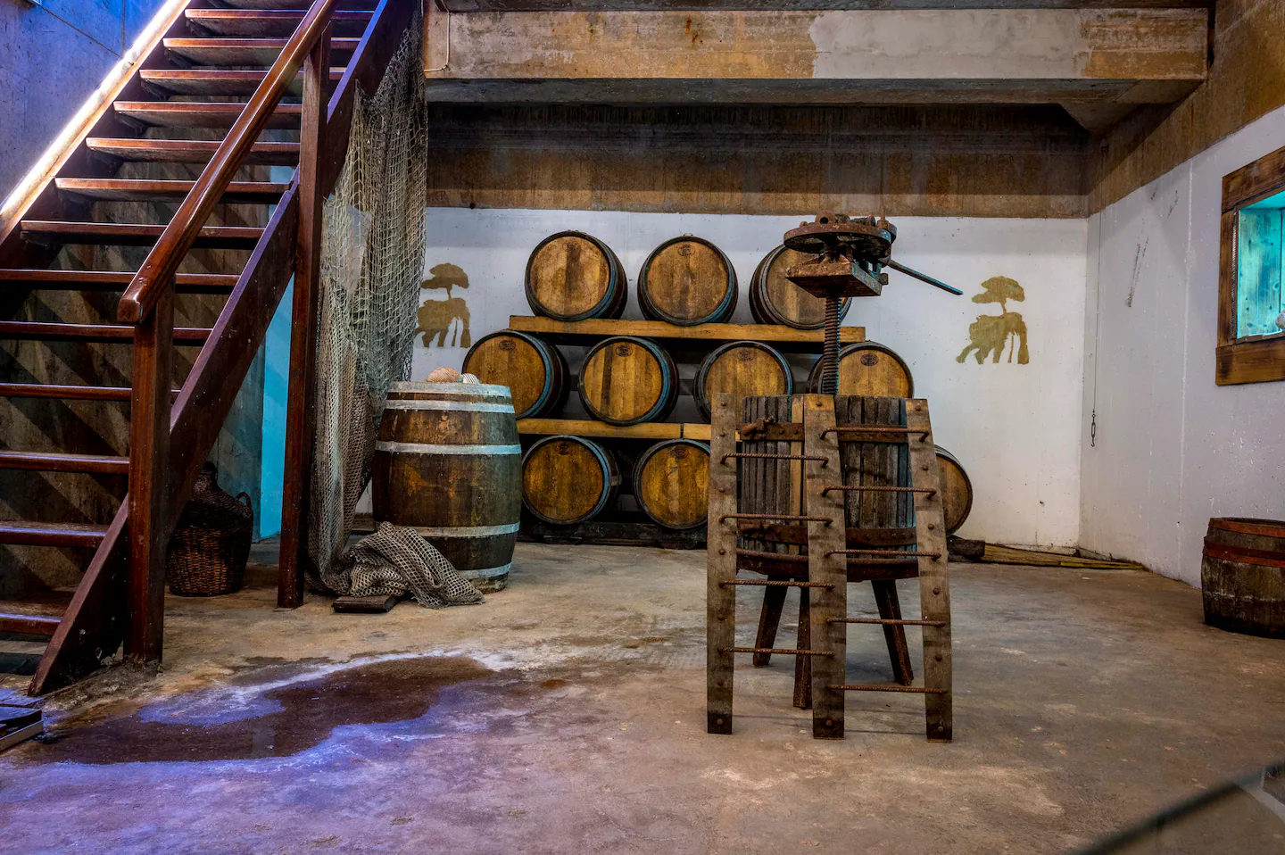 Zlatan Vinery ( optional )